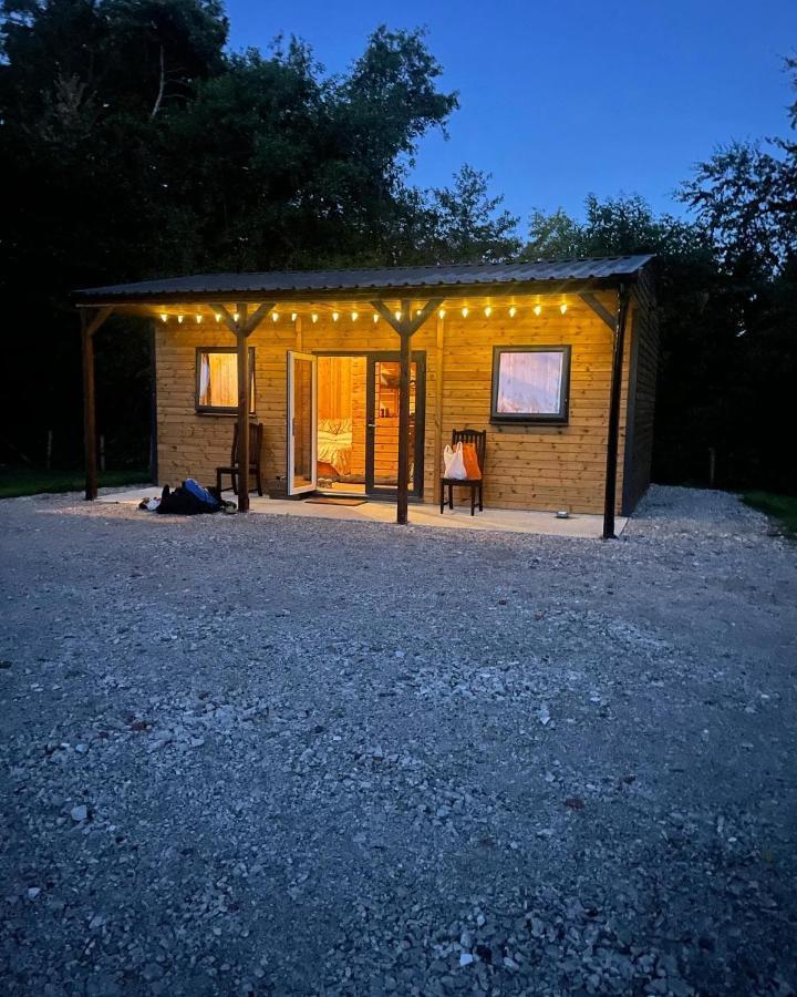 Kingfisher Cabin - Wild Escapes Wrenbury Off Grid Glamping - Ages 12 And Over Baddiley Екстериор снимка