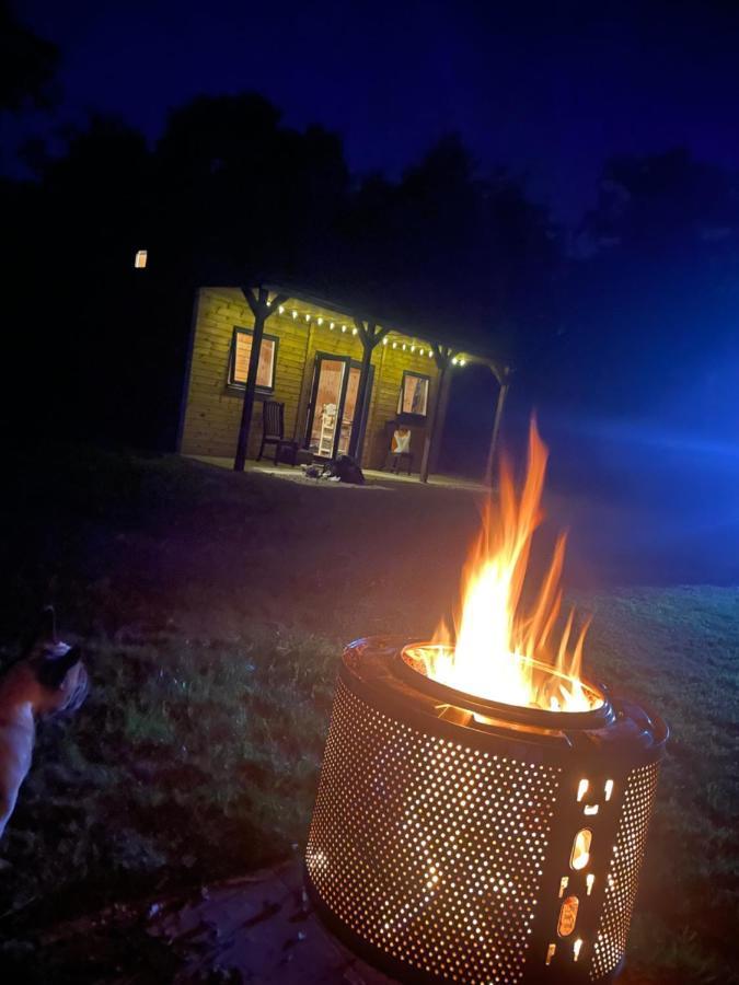 Kingfisher Cabin - Wild Escapes Wrenbury Off Grid Glamping - Ages 12 And Over Baddiley Екстериор снимка